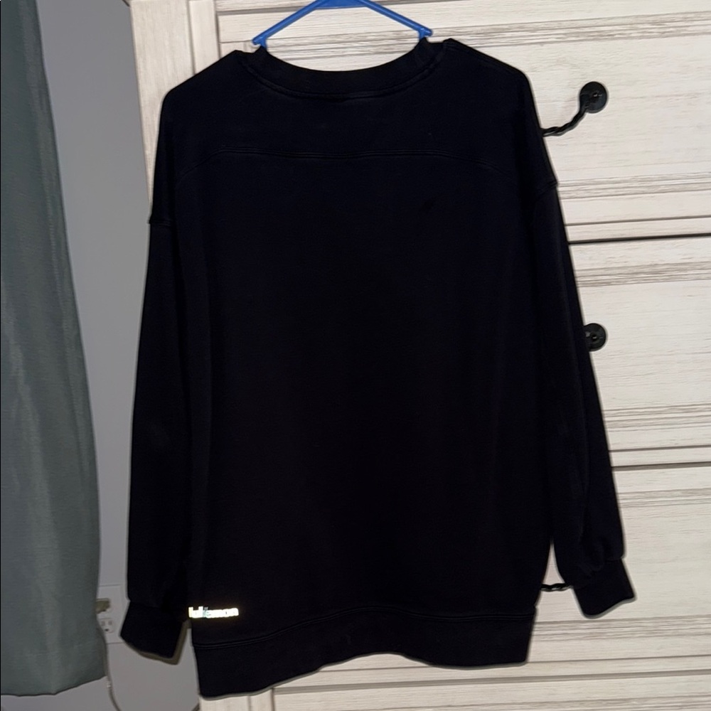 Lululemon Perfectly oversized crew size 8 black